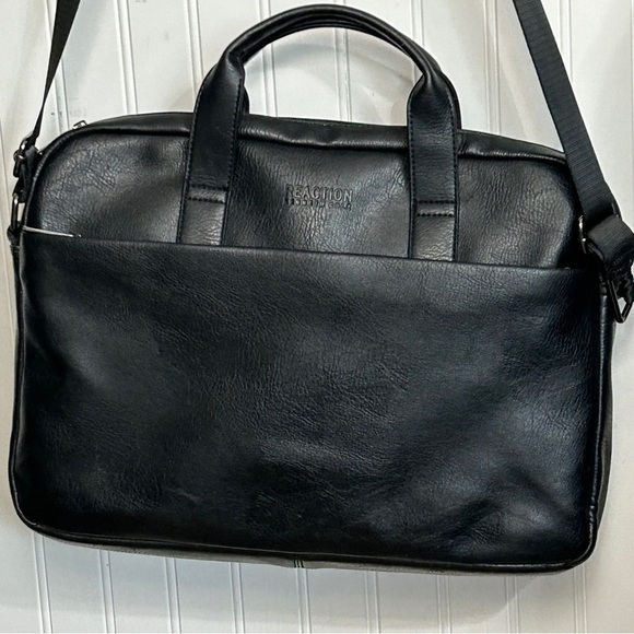 Kenneth Cole Reaction Unisex Modern Dilemma - 15.6" Computer Portfolio R-Tech - Picture 7 of 15